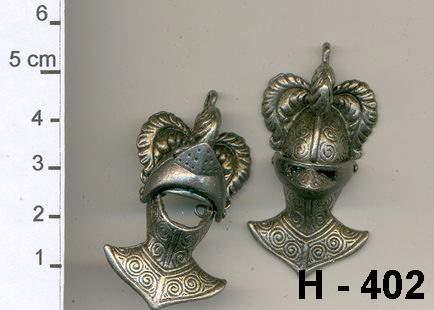 Helmice s hled�m